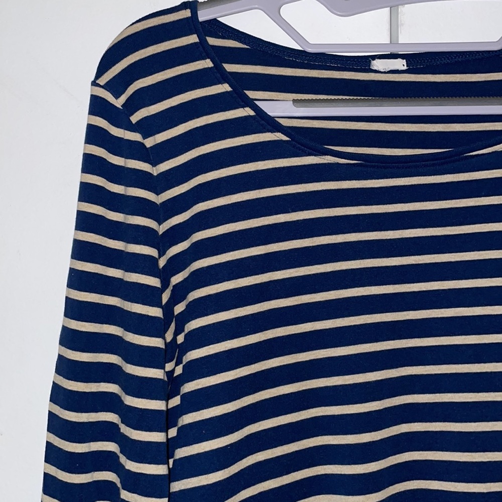 *FREE WITH PURCHASE* Vintage striped long sleeve tee - Picture 8 of 15
